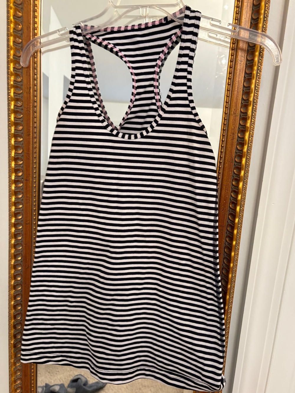 lululemon Black and White Striped Racerback Tank SZ 6